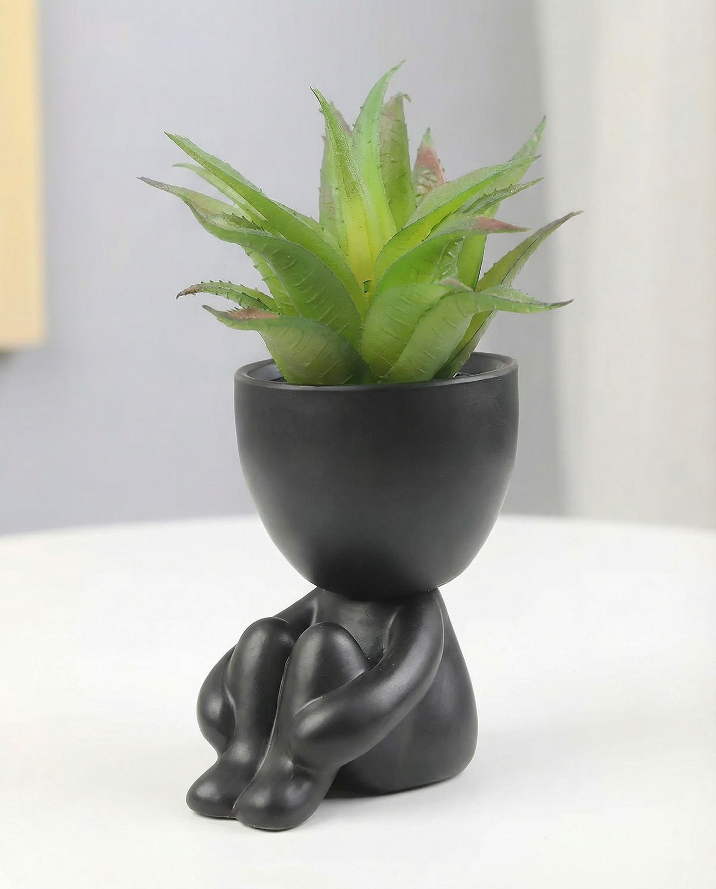 Decoratieve Bloempot – Mensfiguur Design